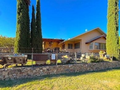 9354 S Kellner Canyon Rd, Globe, AZ 85501 - photo 2