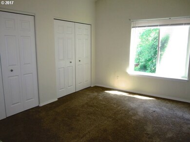 Bedroom, Primary