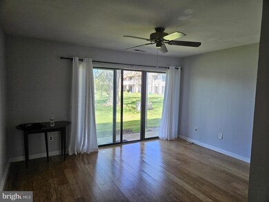 22 A E Daisy Ln, Mount Laurel, NJ 08054 - photo 4