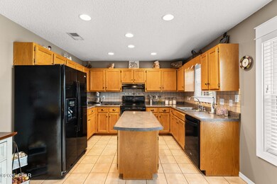 8-web-or-mls-11832 Owenwood Rd -08