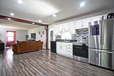 2423 Frances Ave, Elkhart, IN 46517 - photo 3