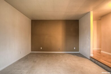 2112 Maplewood Dr S, Salem, OR 97306 - photo 7