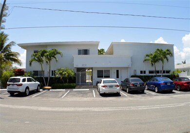 1705 N Riverside Dr unit 6, Pompano Beach, FL 33062 - photo 5