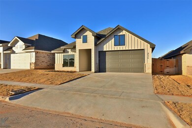 4526 Seals Ln, Abilene, TX 79606 - photo 3