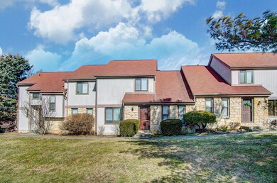 6293 Bidwell Ln, Columbus, OH 43213 - photo 3