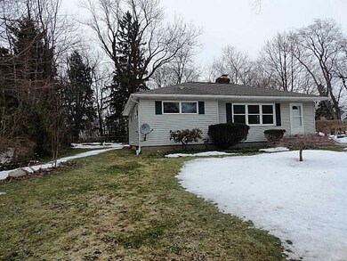 2921 Wellington Rd, Erie, PA 16506 - photo 2