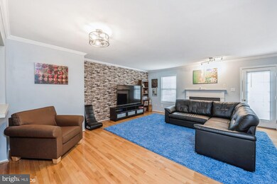 7403 Courtland Cir, Manassas, VA 20111 - photo 2