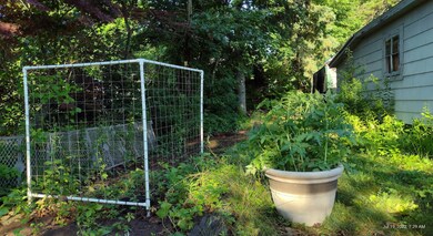 12 Ellsworth St, Concord, NH 03301 - photo 5