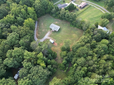 953 Bollinger Pond Dr, Clover, SC 29710 - photo 3