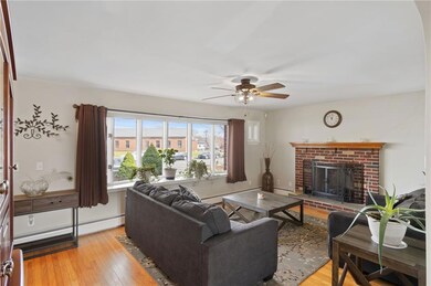 310 Sandy Ln, Warwick, RI 02889 - photo 3