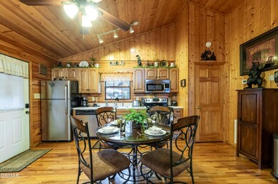 2210 Hawks Point Way, Sevierville, TN 37862 - photo 4