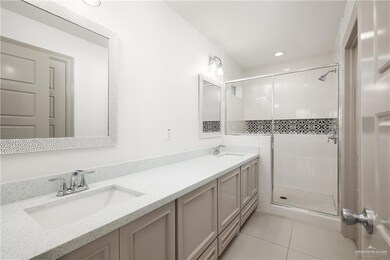 510 Pine Oak St, Donna, TX 78537 - photo 7