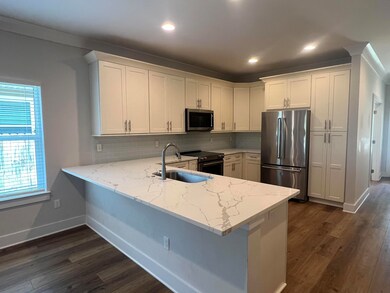 Kitchen/Granite countertops