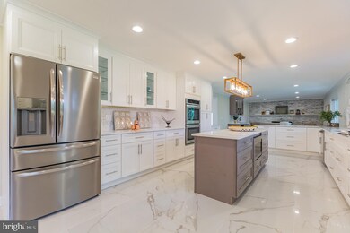 237 Laurence Dr, Moorestown, NJ 08057 - photo 6