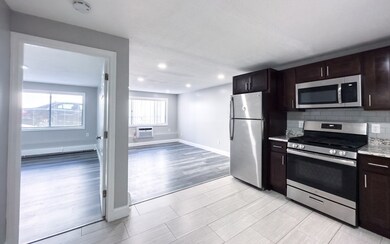 70 Union St unit 4, Methuen, MA 01844 - photo 4