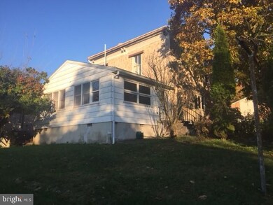 2709 Old Pricetown Rd, Temple, PA 19560 - photo 5