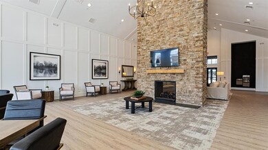 8008 Schaefer Crescent unit 34, Breinigsville, PA 18031 - photo 4