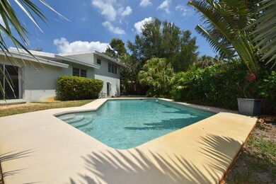 PRIVATE FENCED BACKYARD POOL
