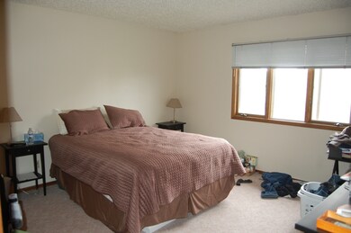 bedroom 2<|><|>