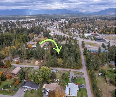 1327 1st Ave E, Columbia Falls, MT 59912 - photo 3