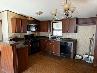 1011 Knapp Pond Rd, Cavendish, VT 05142 - photo 5