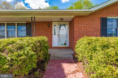 3314 Paprika Ct, Adamstown, MD 21710 - photo 2