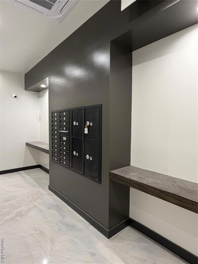 4009 29th St unit 3D, Long Island City, NY 11101 - photo 2