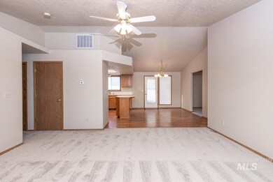 103 W Crestwood Dr, Nampa, ID 83686 - photo 7