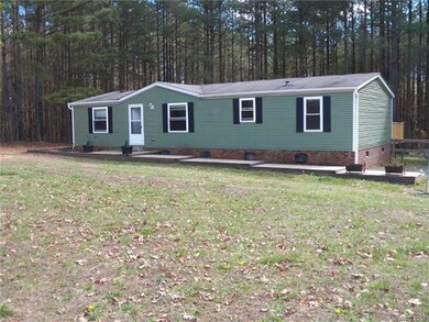 3BD/2BA, 4.71 ac, water view, move-in ready!