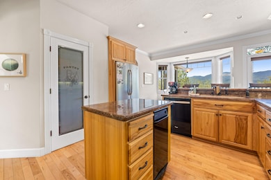 2229 SE Linden Ln, Grants Pass, OR 97527 - photo 6