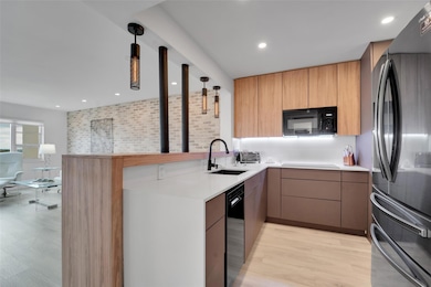 Starlight Towers unit 6E, Lauderdale By the Sea, FL 33308 - photo 2