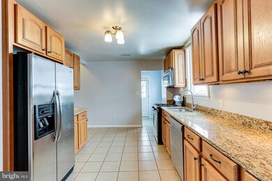 297 Lavern Ave, Halethorpe, MD 21227 - photo 5