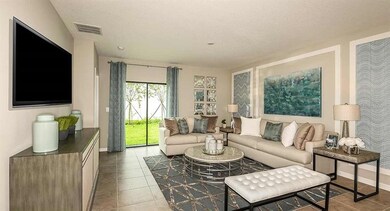 36639 Garden Wall Way, Zephyrhills, FL 33541 - photo 4