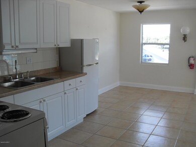 805 Forrest Ave, Cocoa, FL 32922 - photo 3