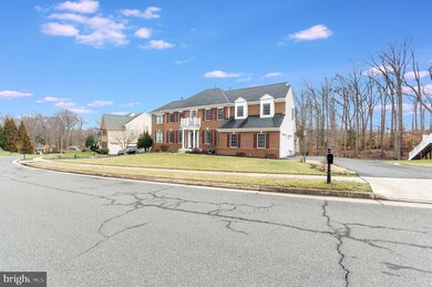 3748 Stonewall Manor Dr, Triangle, VA 22172 - photo 4