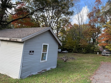 214 E Washington St, Chandler, IN 47610 - photo 6