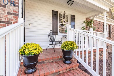 108 Maple Dr, Inman, SC 29349 - photo 2