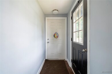 33 Matthew Ln, Buffalo, NY 14225 - photo 7
