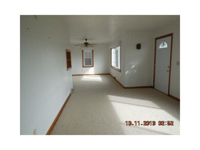 Living Room. LIVING ROOM TO DINING ROOM