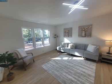 375 Camelback Rd unit 23, Pleasant Hill, CA 94523 - photo 2