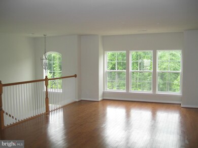 2986 Rittenhouse Cir, Fairfax, VA 22031 - photo 2