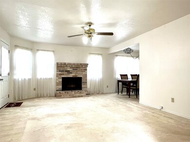 9307 Kingsflower Cir, Houston, TX 77075 - photo 5