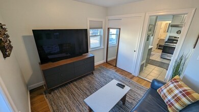 975 Chestnut St unit R, Newton, MA 02464 - photo 4