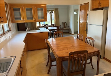 4830 Autumn Ln, Cleveland, OH 44144 - photo 4