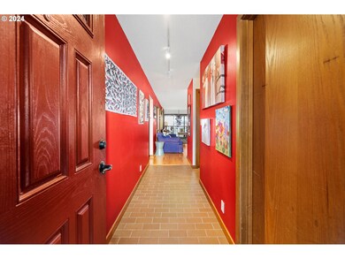 Entrance/Foyer