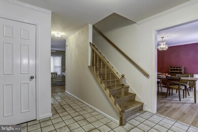 14800 Botany Way, Gaithersburg, MD 20878 - photo 2
