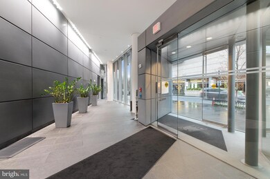 Residences at 22 West unit 4B, Washington, DC 20037 - photo 4