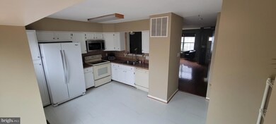 18224 Paladin Dr, Olney, MD 20832 - photo 5