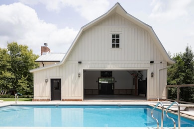 7747 Sutton Place (Staged)-006