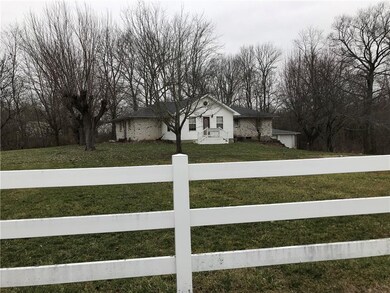 5193 S County Road 60 SW, Greensburg, IN 47240 - photo 2